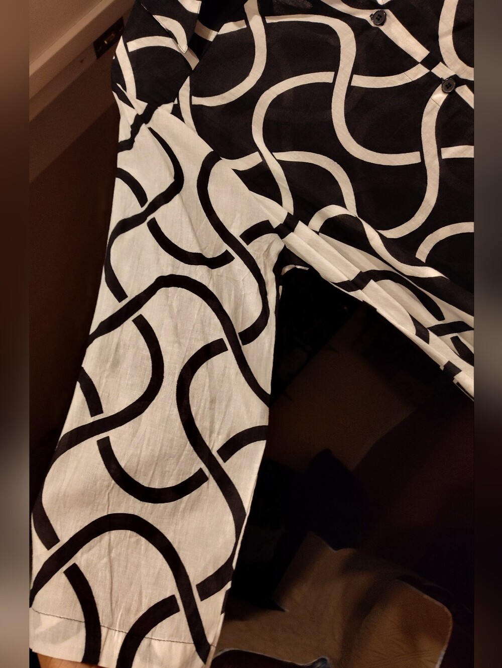 Black & White Swirl Print Button-Front Hi- Low Dress - Picture 4 of 11